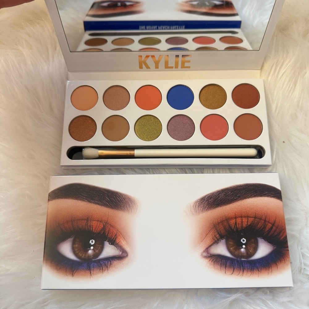 NWT Kylie Cosmetics Royal Peach Eyeshadow Palette